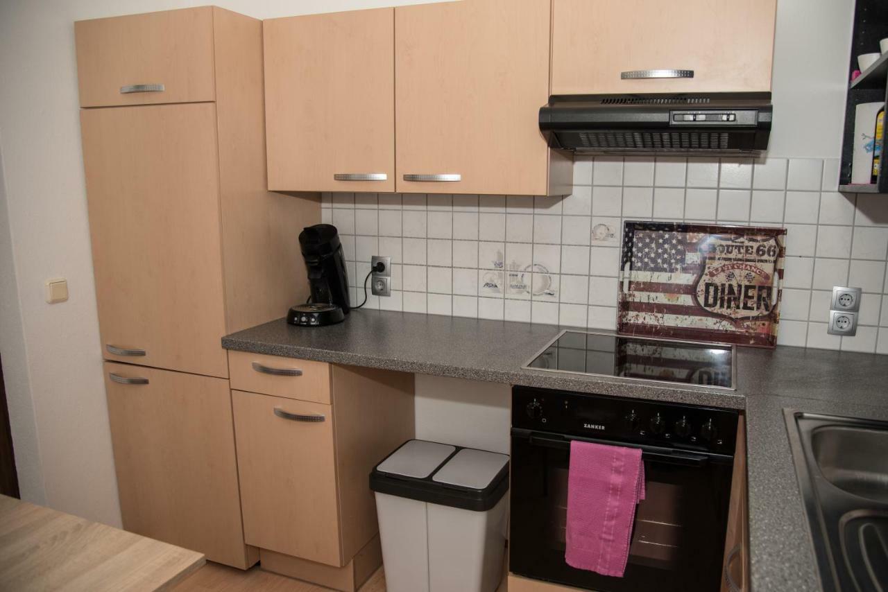 Ferienwohnung "Hirsch Huesli" 쇼프하임 외부 사진
